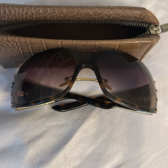 Authentic Marc Jacobs sunglasses - Picture 2 of 4